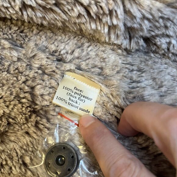 DYLAN Grey Size Large Faux Shearling Suede/Fur Very Soft Vest Womens - Picture 12 of 13